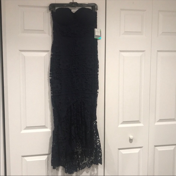 Missguided Blue Lace Fishtail Midi Dress - Picture 3 of 6